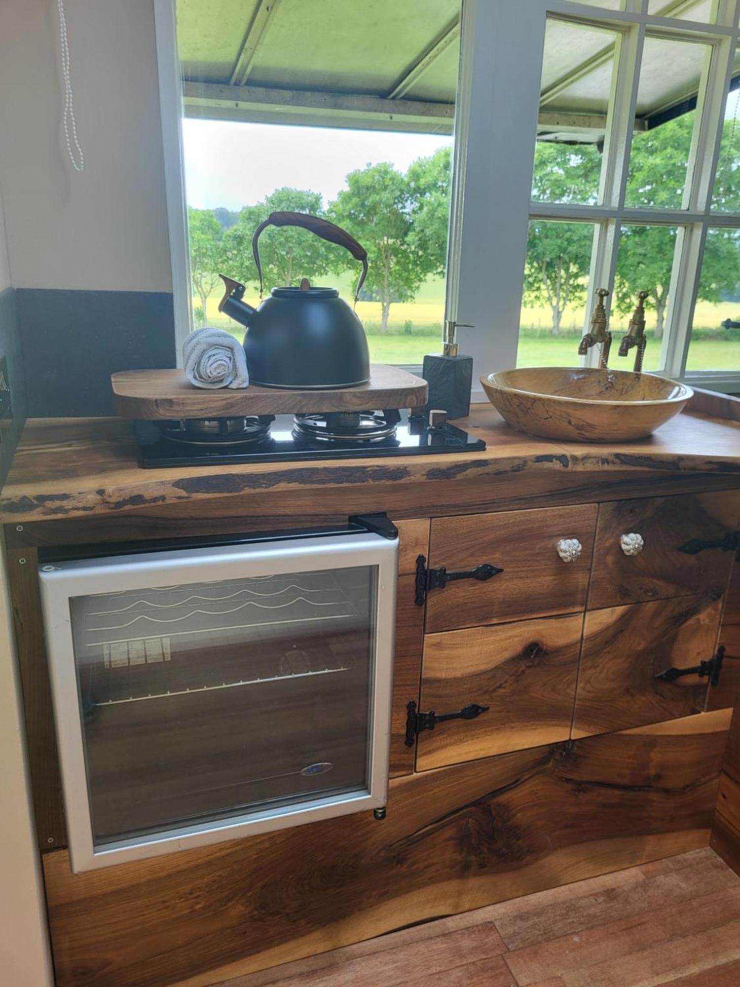 Courtlands Farm Camping And Glamping Cantorbéry Extérieur photo